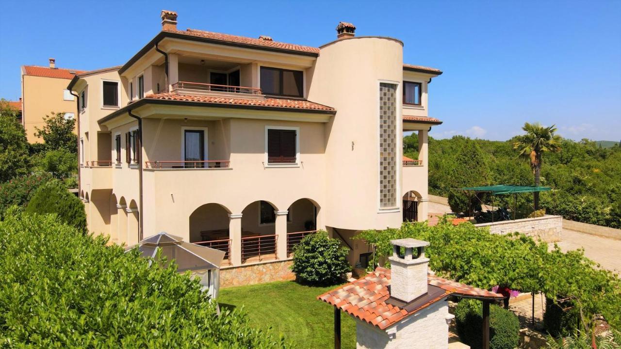 Apartments Fantazija روفينج المظهر الخارجي الصورة