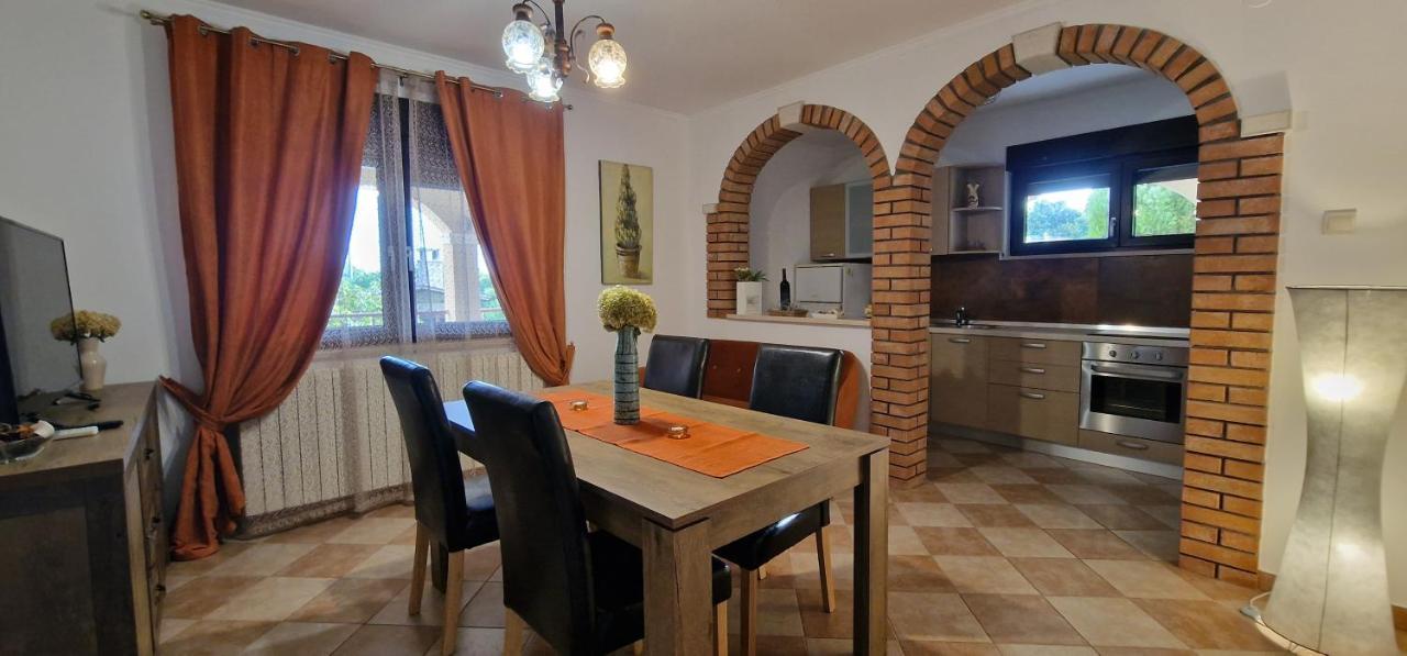 Apartments Fantazija روفينج المظهر الخارجي الصورة